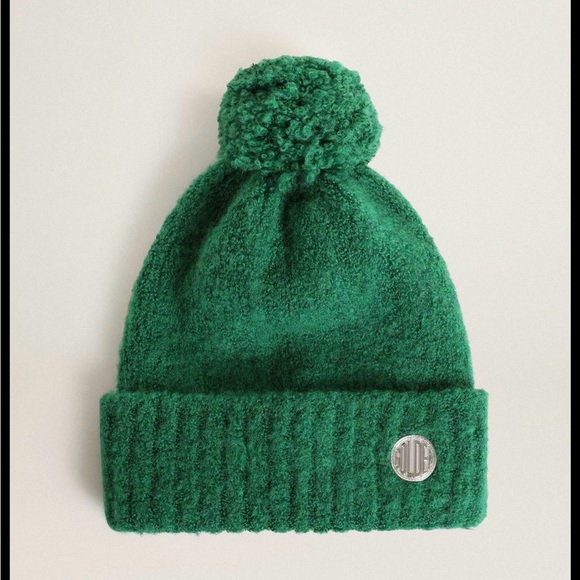 Golden Goose Accessories - Golden Goose Journey Beanie Didi green alpaca wool blend pom-pom & logo patch